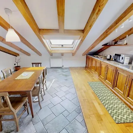 Apartman Mansarda San Michele Trieszt